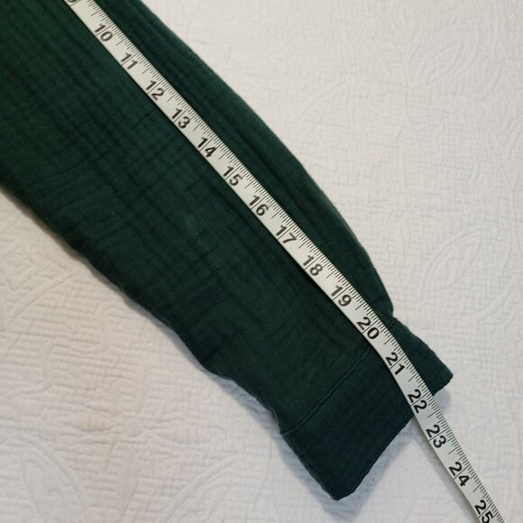 Madewell Blouse Womens Green Textured Long Sleeve V-Neck Button Details Size S - Picture 7 of 10